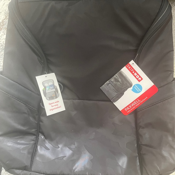 Skip Hop Diaper Bag - Picture 1 of 3